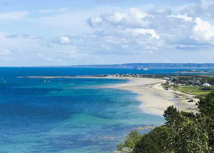 Botel Boat Titanic Motor Yacht à Quai Rose Star