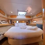 Botel Boat Titanic Motor Yacht A Quai Rose Star Cherbourg-en-Cotentin