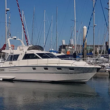 보트호텔 Boat Titanic Motor Yacht A Quai Rose Star 셰르부르 앙 코탱탕