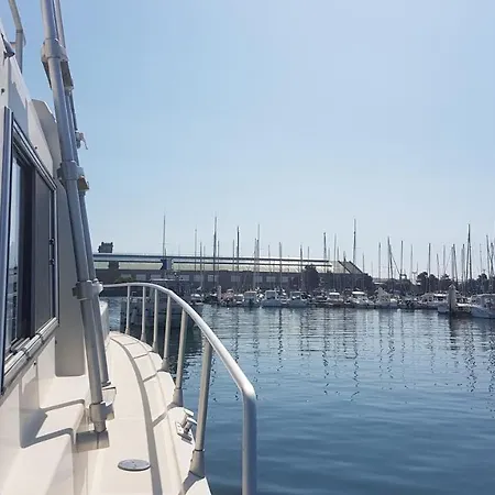 Boat Titanic Motor Yacht A Quai Rose Star *