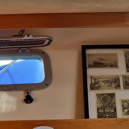 Boat Titanic Motor Yacht A Quai Rose Star Cherbourg-en-Cotentin