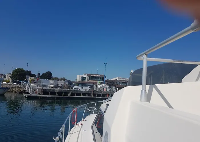 Boat Titanic Motor Yacht A Quai Rose Star