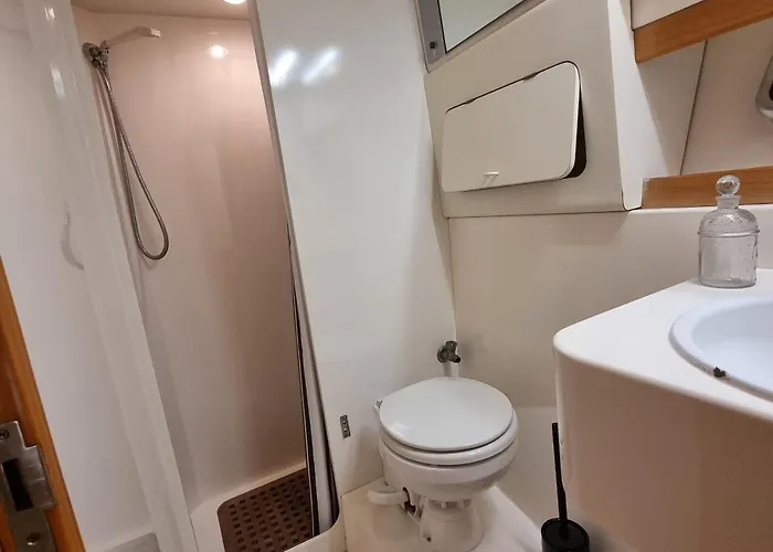 Boat Titanic Motor Yacht A Quai Rose Star Cherbourg-en-Cotentin